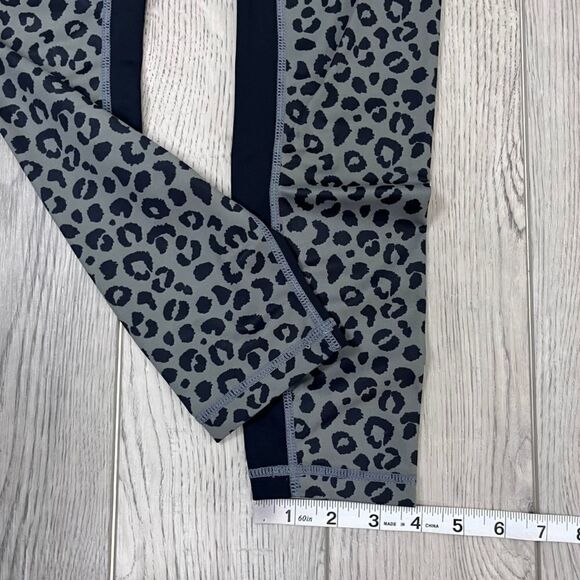 All Fenix Charcoal Cheetah Size S High Rise Jagger Athletic Workout 7/8 Leggings - Picture 8 of 15